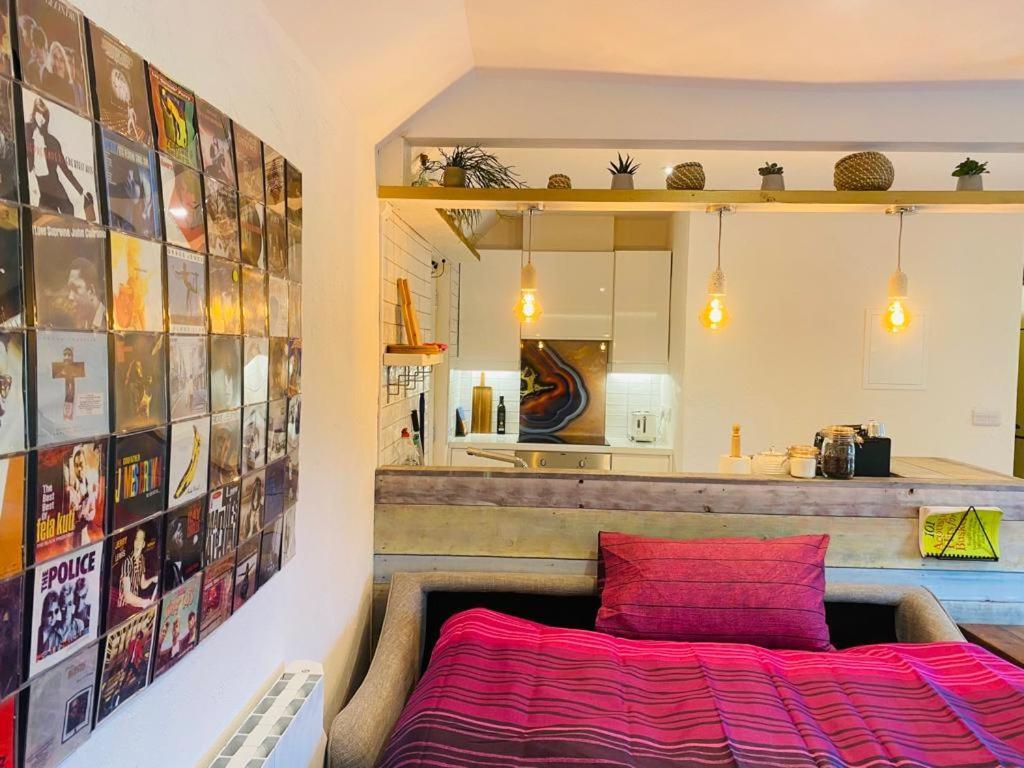 3 Bed Apartment/Explore The Area/Enjoy Our Pub Galway Exterior photo